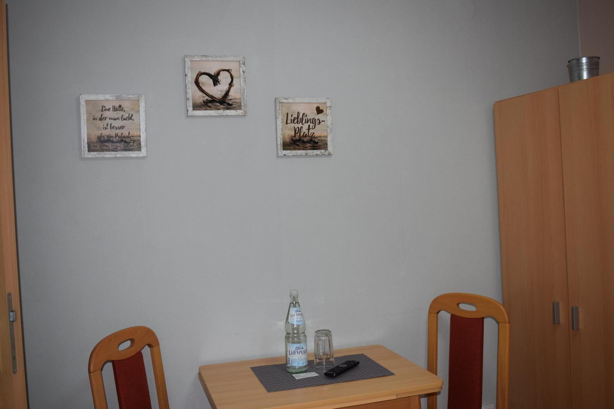 Marktstuebchen, Einzelzimmer Bornich ภายนอก รูปภาพ